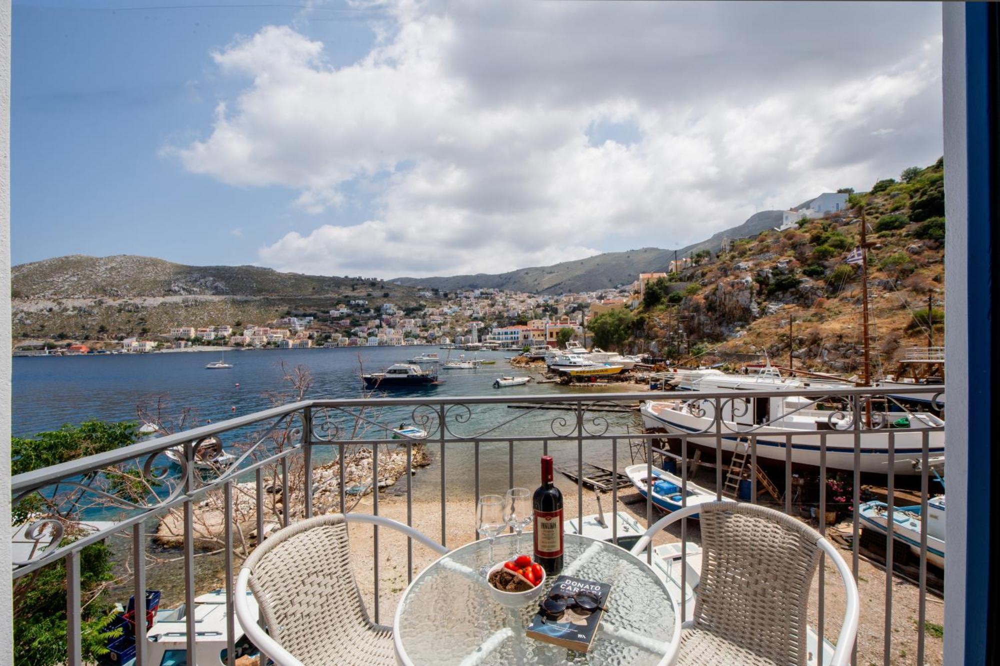 Porto Harani Seaside Apartments Symi Exterior foto